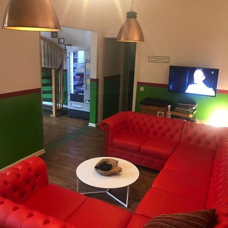 Auberge de jeunesse Backpackers Dusseldorf - Self Check-In Extérieur photo