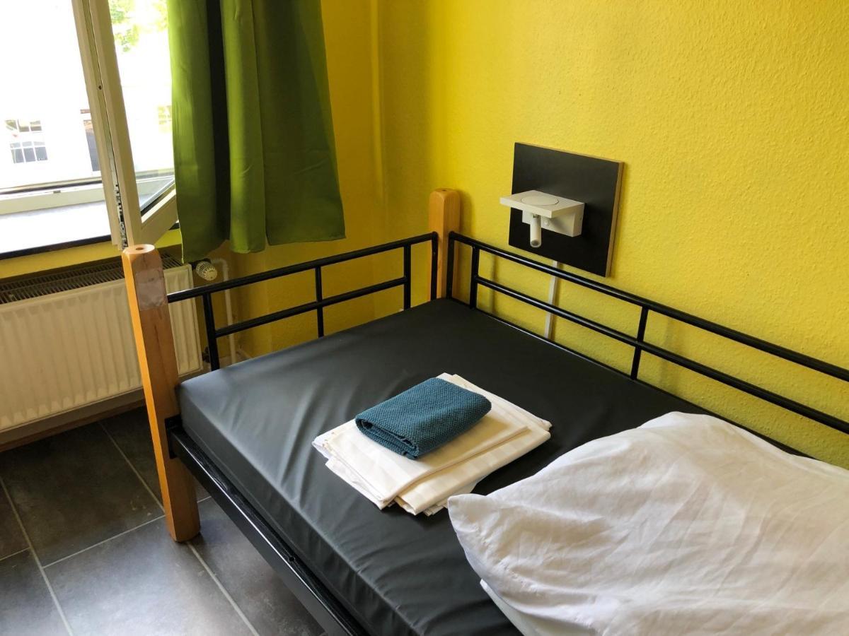 Auberge de jeunesse Backpackers Dusseldorf - Self Check-In Extérieur photo